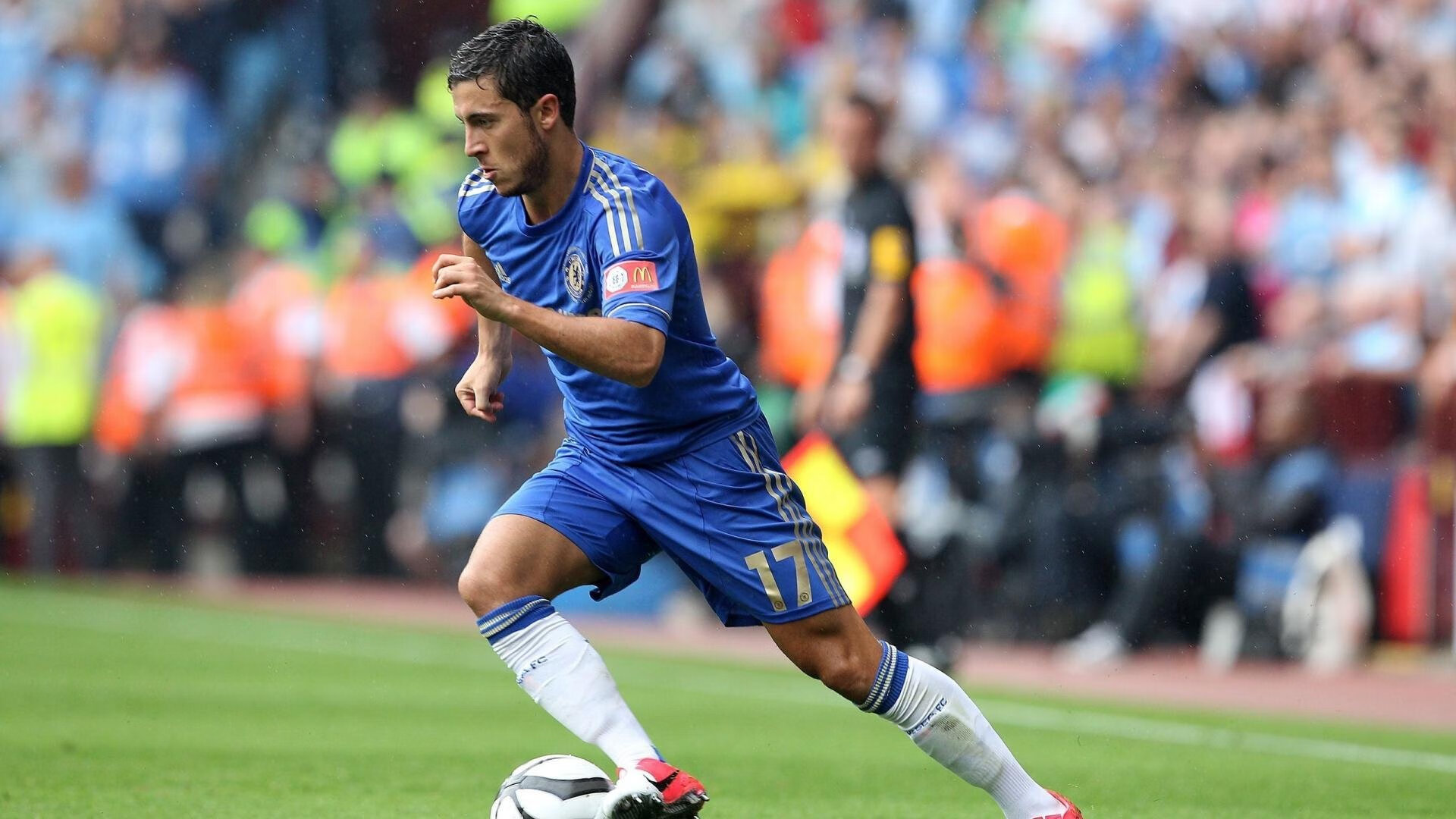 骑士巅峰对决胜出鹈鹕，武切维奇成为关键先生